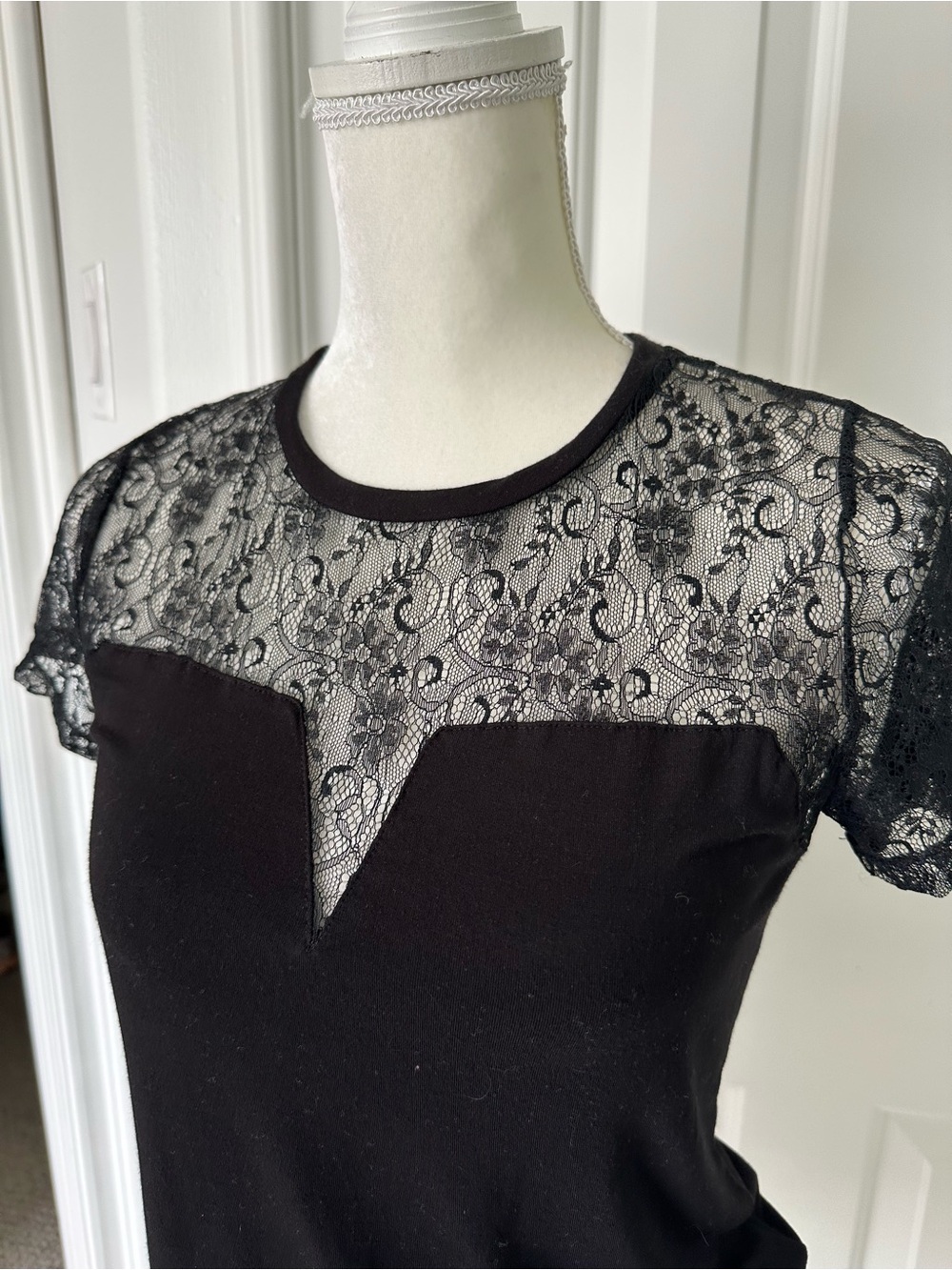 Anne Klein Black Lace Yoke Short Sleeve Top